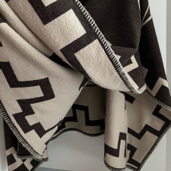 LRL Lambswool Blend Two-Ply Boiled Contrast Tribal Knit Poncho NWOT - Picture 10 of 15